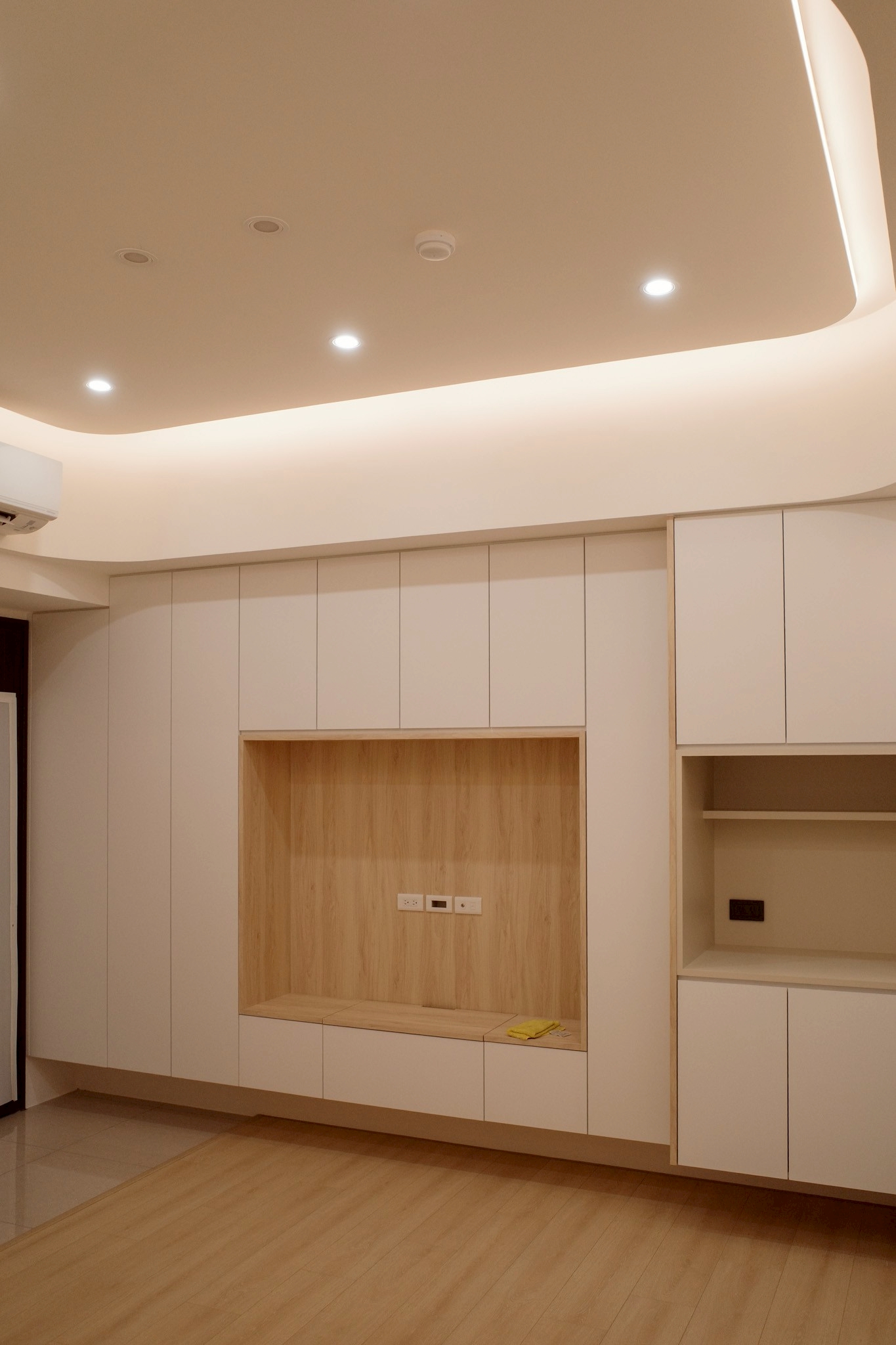 城揚建設：惟美術 (裝潢後細清)